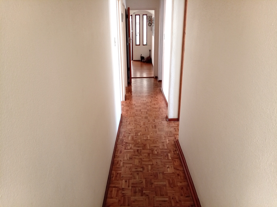 4 Bedroom Property for Sale in Edgemead Western Cape